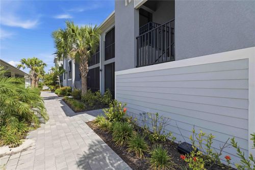 207-17475 Opal Sand Dr, Venice, FL, 34293-7140 | Card Image