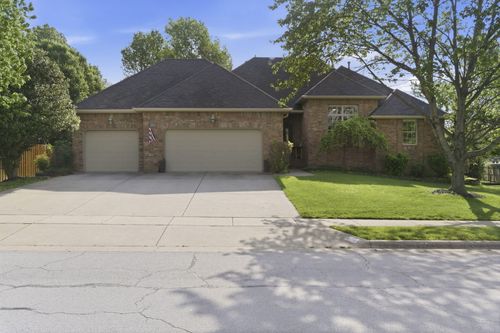 4840 S Prairie View Ave, Battlefield, MO, 65619-8253 | Card Image