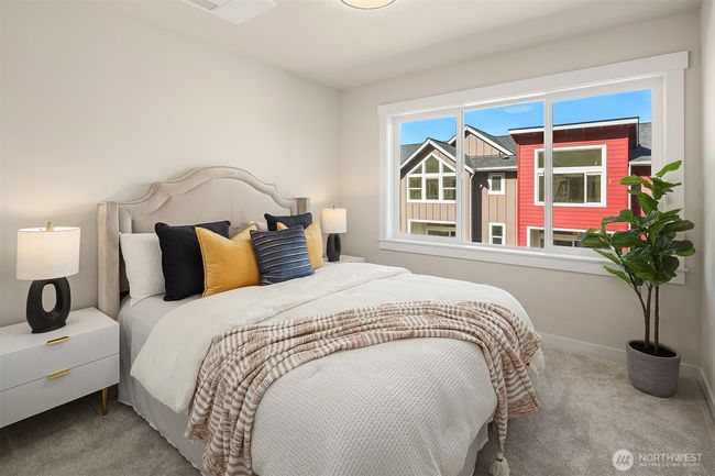 Second bedroom located on the third level | Image 32