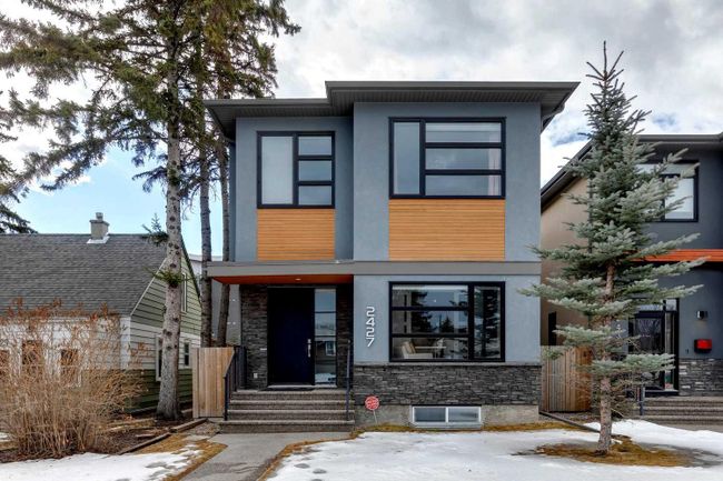 2427 3 Avenue Nw, Home with 4 bedrooms, 4 bathrooms and 2 parking in Calgary AB | Image 45