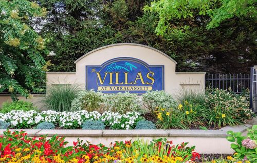 115 Narragansett Villas Dr, Lindenhurst, NY, 11757-5400 | Card Image