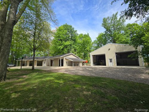 2451 Hog Creek Rd, Allen, MI, 49227-9759 | Card Image