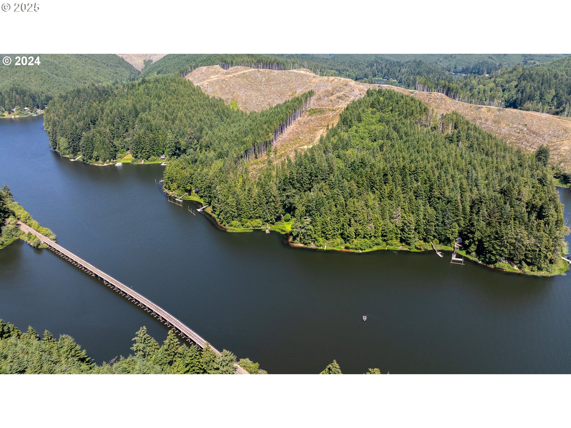 Land in Lakeside 4
