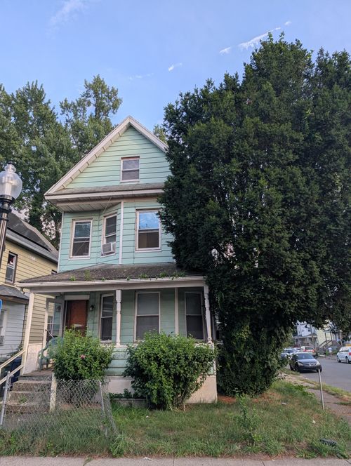 1440 Stratford Ave, Bridgeport, CT, 06607-1424 | Card Image