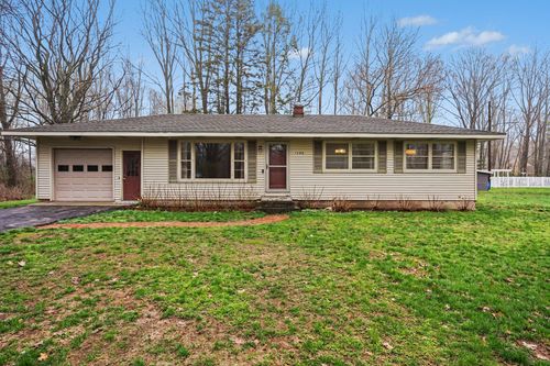 1496 S Shore Dr, Holland, MI, 49423-4433 | Card Image