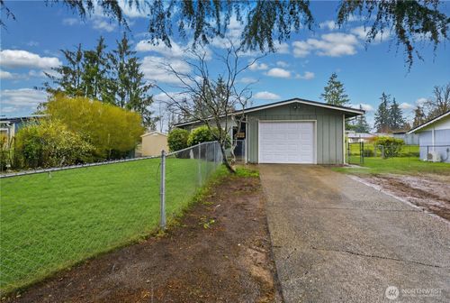 8622 Skokomish Way Ne, Lacey, WA, 98516-5829 | Card Image