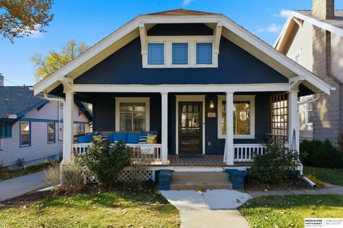 806 N 43rd St, Omaha, NE, 68131-1727 | Card Image