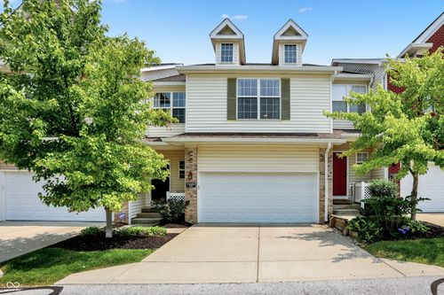 unit-104-11455 Clay Hill Ln, Fishers, IN, 46037-7588 | Card Image