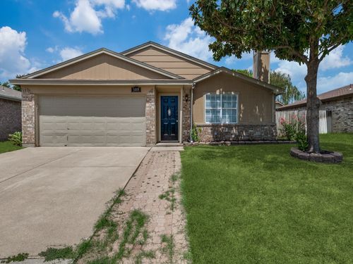 5008 Mill Creek Trl, Fort Worth, TX, 76179-5022 | Card Image