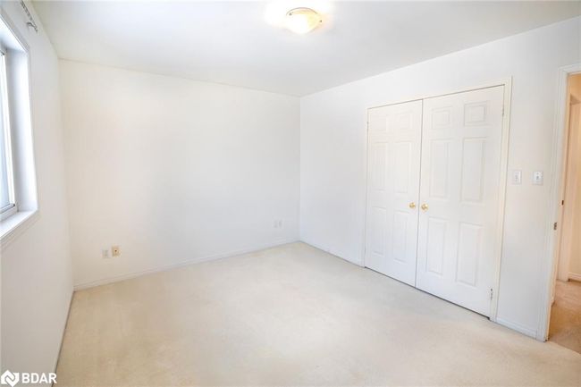 17 Mayfair Dr, House other with 5 bedrooms, 2 bathrooms and 4 parking in Barrie ON | Image 14