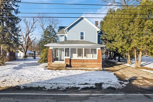 2367 17th St Se, East Canton, OH, 44730-9542 | Card Image