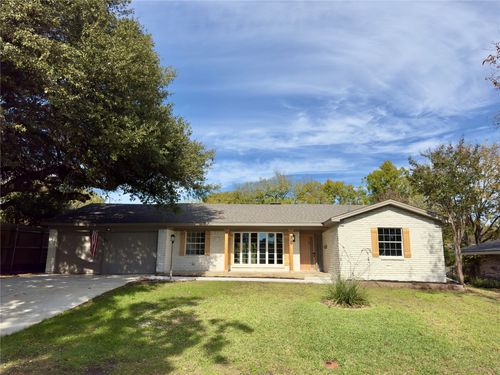 3720 Glenmont Dr, Fort Worth, TX, 76133-2954 | Card Image