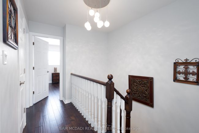 80 Longbourne Cres, House attached with 3 bedrooms, 2 bathrooms and 4 parking in Brampton ON | Image 13