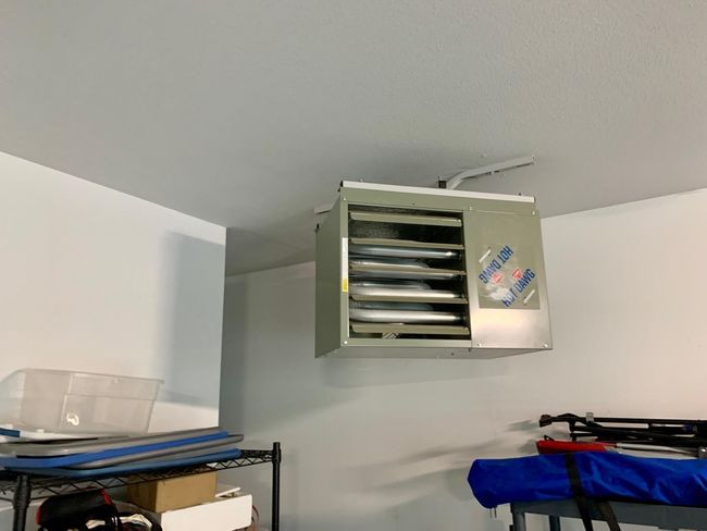 Insulated and Heated Garage! | Image 23