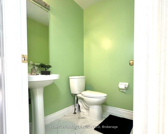 24 Zimmer St, House other with 4 bedrooms, 3 bathrooms and 4 parking in Brampton ON | Image 18