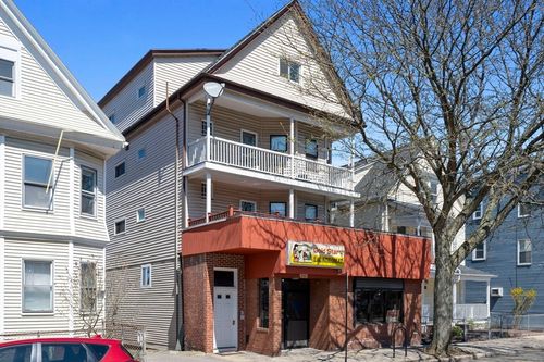 241 Highland Ave, Somerville, MA, 02143-1310 | Card Image