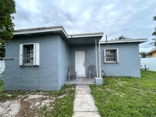 2370 Nw 153rd St, Miami Gardens, FL, 33054 | Card Image