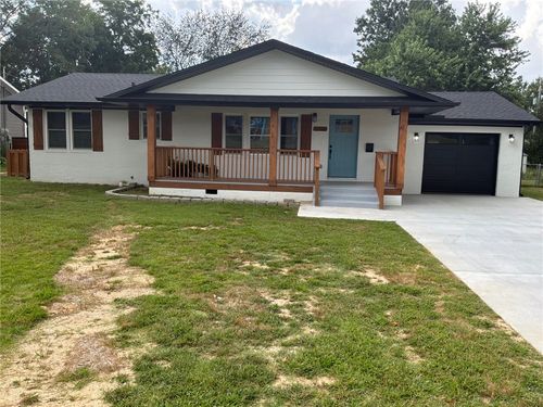 510 S Pleasant St, Springdale, AR, 72764-4213 | Card Image