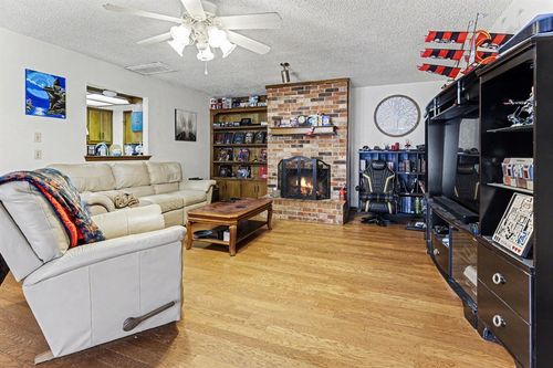 7300 Kings Manor Ct, Oklahoma City, OK, 73132-5657 | Card Image