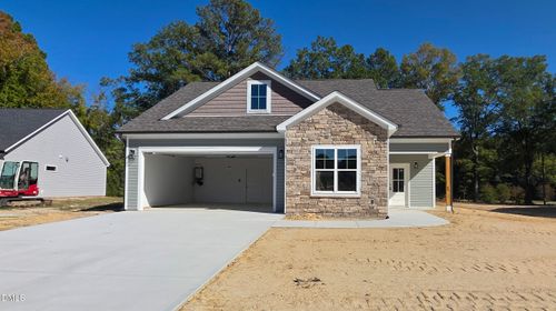 105 Hawthorne St, Louisburg, NC, 27549-6529 | Card Image