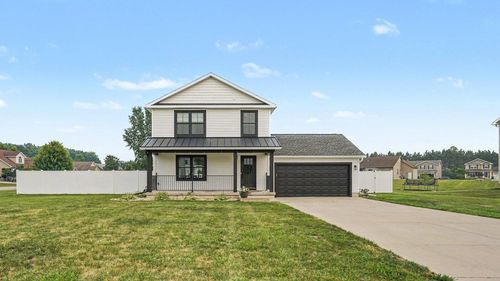 5113 Bridle Ln, Mount Pleasant, MI, 48858-9352 | Card Image