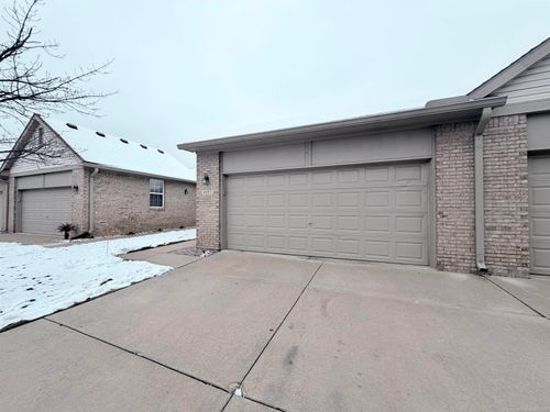 4063 Richfield Dr, Sterling Heights, MI, 48314-2078 | Card Image