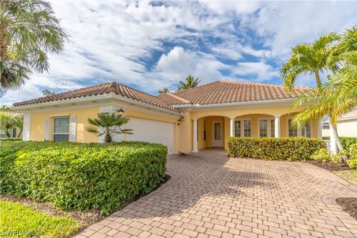7337 Donatello Ct, NAPLES, FL, 34114-2631 | Card Image