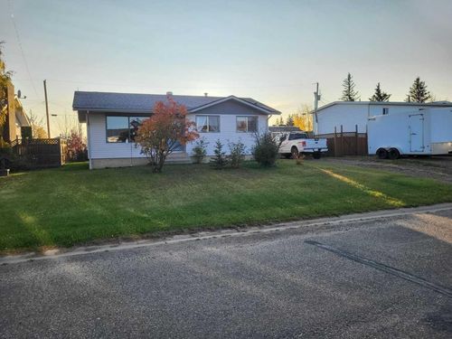 4635 54 St, Rycroft, AB, T0H0B7 | Card Image