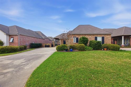 6134 E Azalea Dr, Lake Charles, LA, 70605-3109 | Card Image