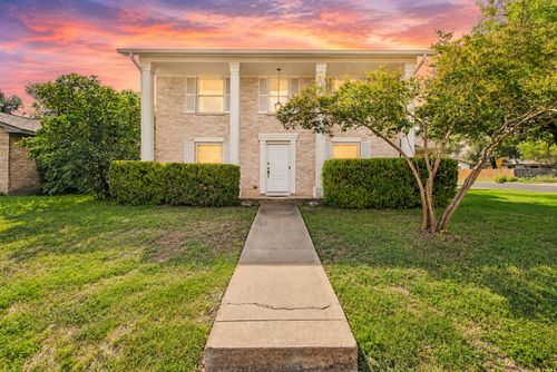 10101 Parkfield Dr, Austin, TX, 78758-5634 | Card Image
