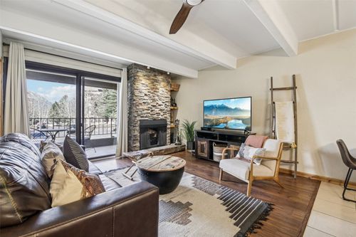 210-220 E La Bonte St, Dillon, CO, 80435 | Card Image