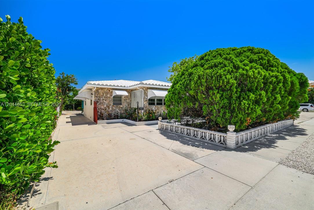 Residential in Hollywood 4