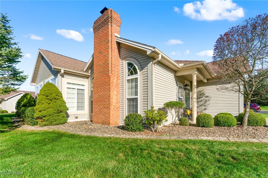 15A 5645 Clingan Road, For Sale in Struthers Zoocasa