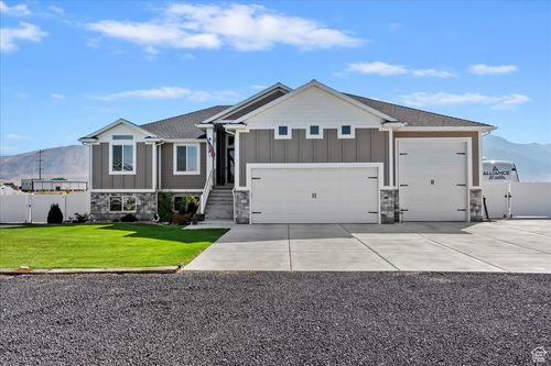 9428 N 5600 W, Elwood, UT, 84337-8554 | Card Image