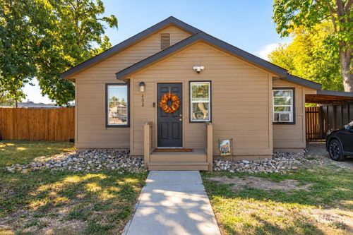 402 Sw 4th St, Fruitland, ID, 83619-2501 | Card Image