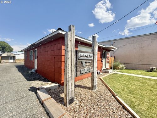 173 N Canyon Blvd, John Day, OR, 97845-1187 | Card Image