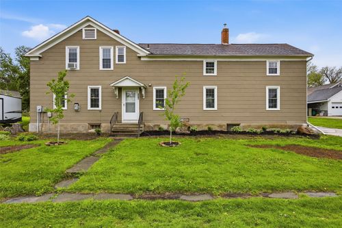 4410 F St, Amana, IA, 52203-8037 | Card Image