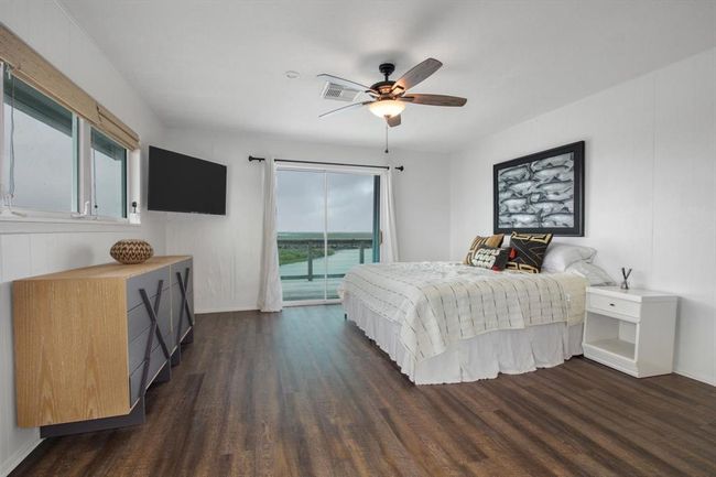 354 Ling Street, House other with 3 bedrooms, 3 bathrooms and 1 parking in Bayou Vista TX | Image 29