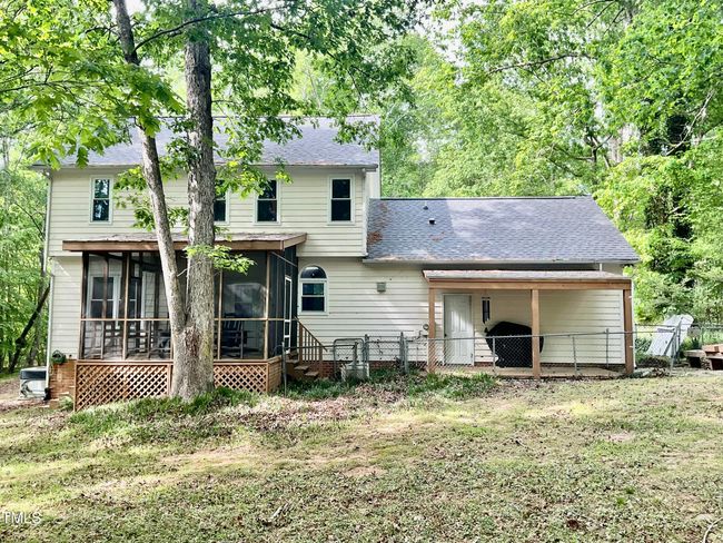 Back Exterior | Image 9