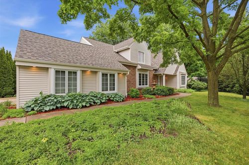 4100 S 119th Street, GREENFIELD, WI, 53228 | Card Image