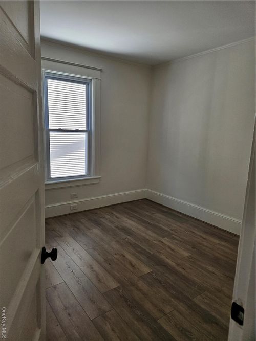 10 Fox Ter, Poughkeepsie, NY, 12603-2729 | Card Image