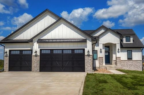 2284 Roadrunner Place, Madrid, IA, 50156 | Card Image