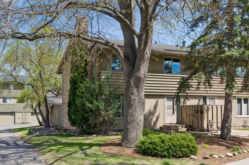 173 Windsor Ln, New Brighton, MN, 55112-3311 | Card Image