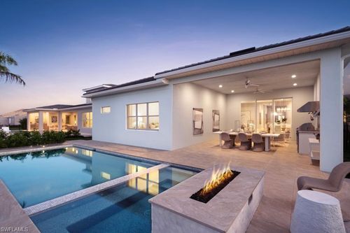 9069 Wisteria Way, Naples, FL, 34114-2975 | Card Image