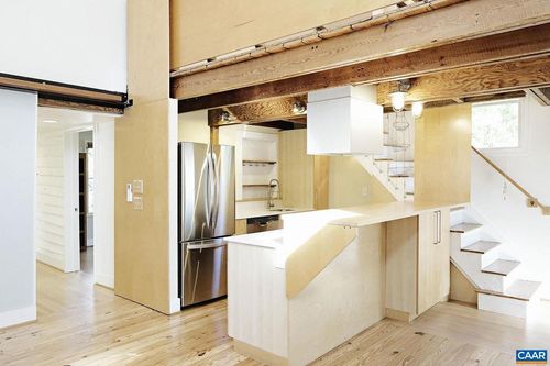 223 4th St Sw, CHARLOTTESVILLE, VA, 22903-5501 | Card Image