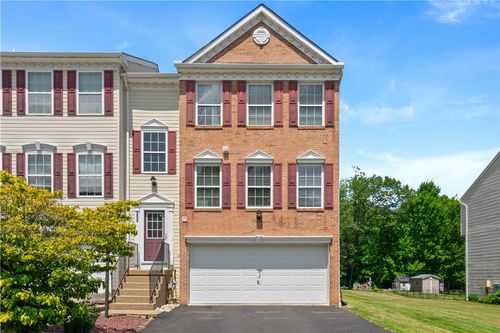 926 Talon Ct, Leechburg, PA, 15656-9510 | Card Image