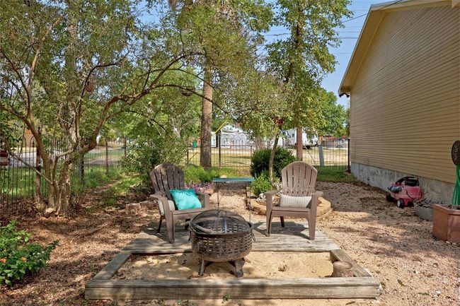 622 W 7 Th St, House other with 4 bedrooms, 3 bathrooms and null parking in Taylor TX | Image 28