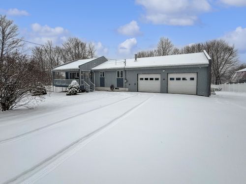 36 N Wiggin Street, Greenville, ME, 04441 | Card Image