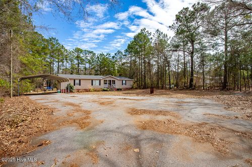 210 Creek Bank Dr, New Bern, NC, 28560-9243 | Card Image