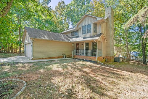 16003 Molokai Dr, Tega Cay, SC, 29708-8560 | Card Image